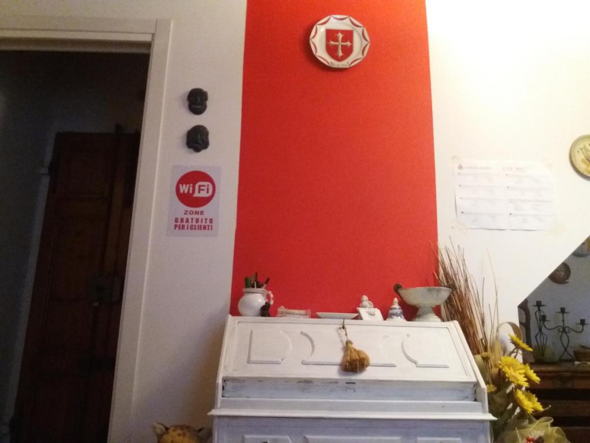 פיזה "La Maison Del Corso" Hospitality מראה חיצוני תמונה