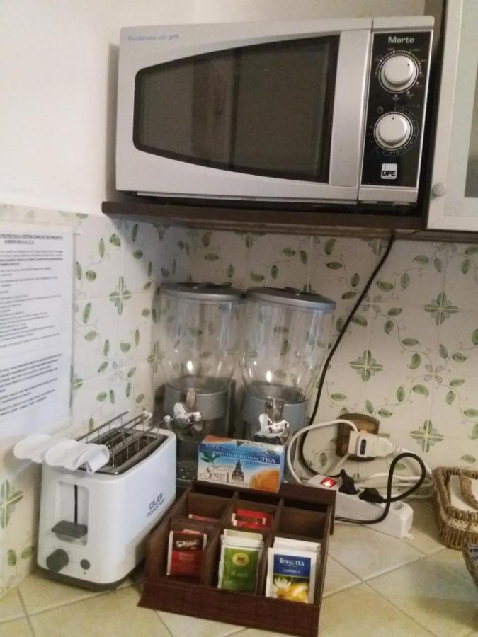 פיזה "La Maison Del Corso" Hospitality מראה חיצוני תמונה